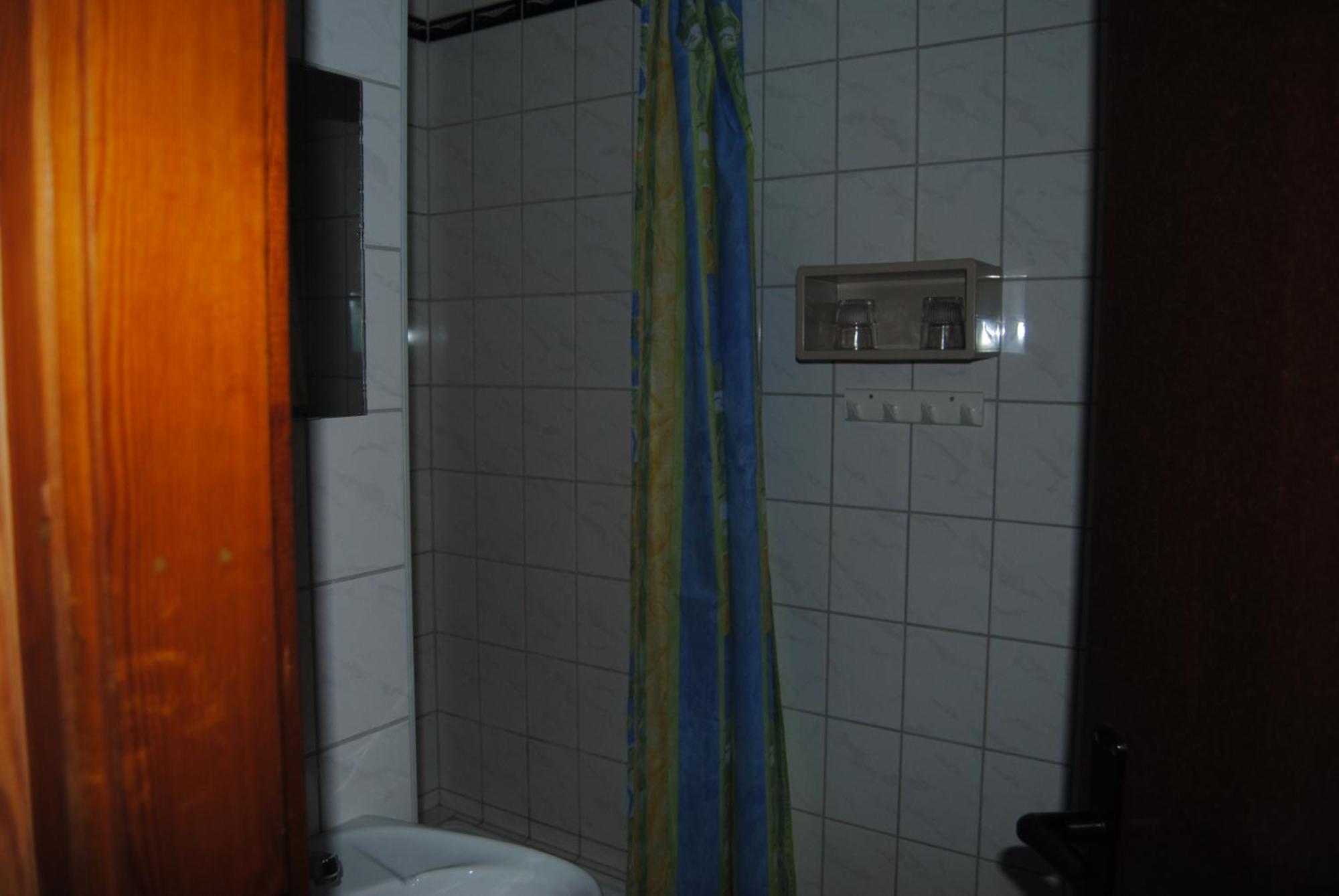 Bergpanorama Ruhla Apartment Phòng bức ảnh